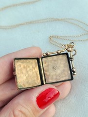 Antique W&H Co 10k Gold Shell “GCL” Monogram Etched Floral House Locket Necklace