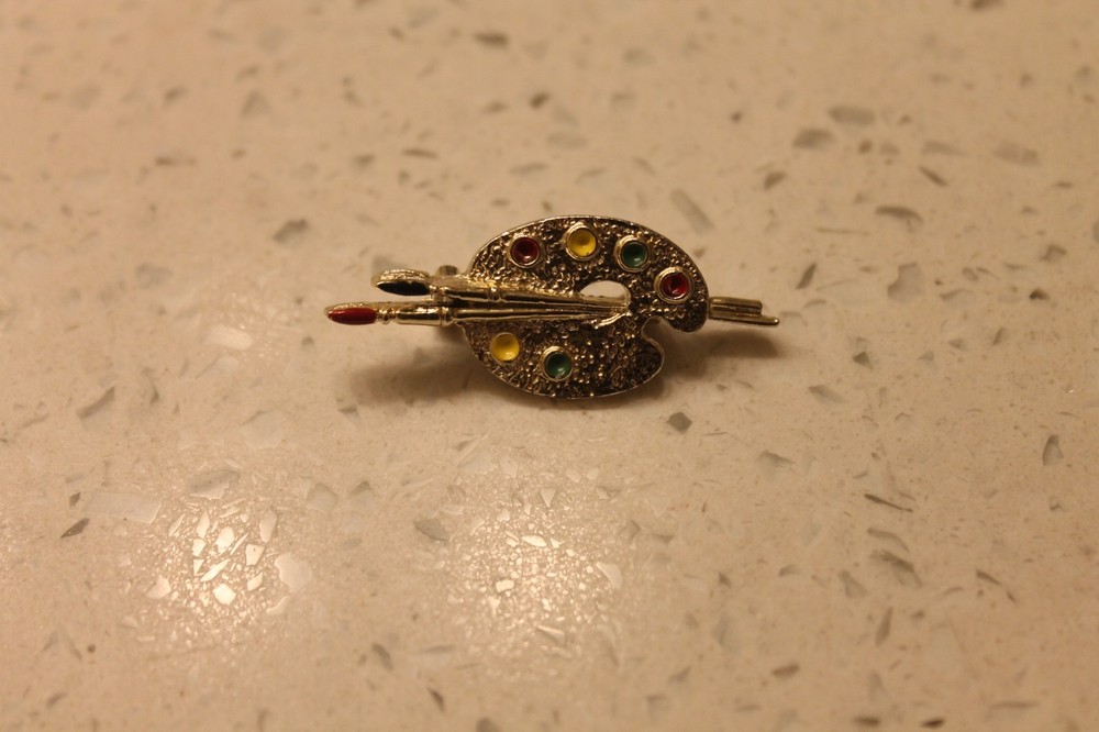 Vintage Gerry’s Artiest Paint Pallet Pin Brooch