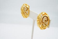 Vintage Clip On Earrings Gold Tone Open Work