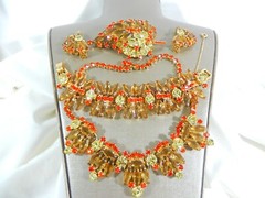 JULIANA D&E BOOK SET GRAND PARURE COFFIN RHINESTONES GOLD RED 5 PIECE SET