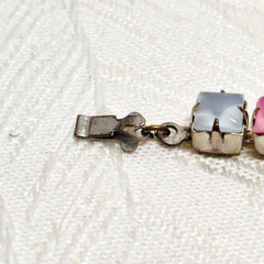 BRACELET pastel blue pink glass faux gem silvertone metal box clasp vintage 7″ c