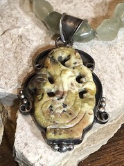 24. Vintage 925 Sterling Faceted Prehnite Beads Carved stone Pendant Necklace