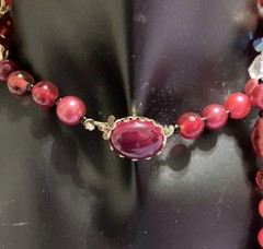 Vintage JAPAN 1940’s Garnet On push in Clasp pearls, beaded 58in long
