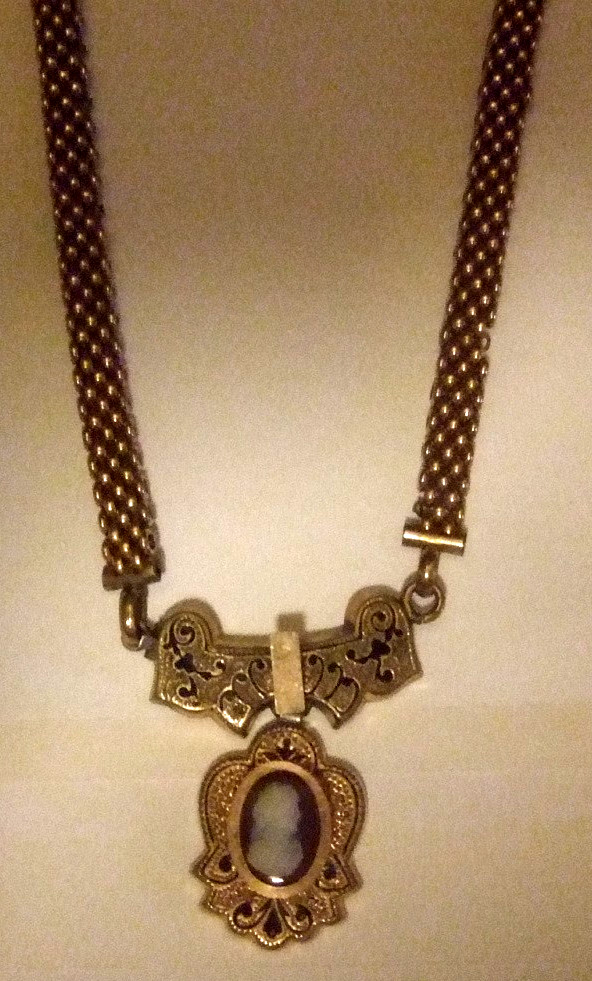 Antique Victorian Cameo Neckace Wide Chain Gorgeous Estate Jewelry