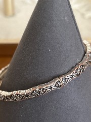 Silver toned estate bracelets lot of secen (7)