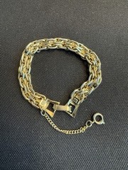Vintage Gold-Tone Bracelet with Faux Coral Cabochons – Ornate Mid-Century Design