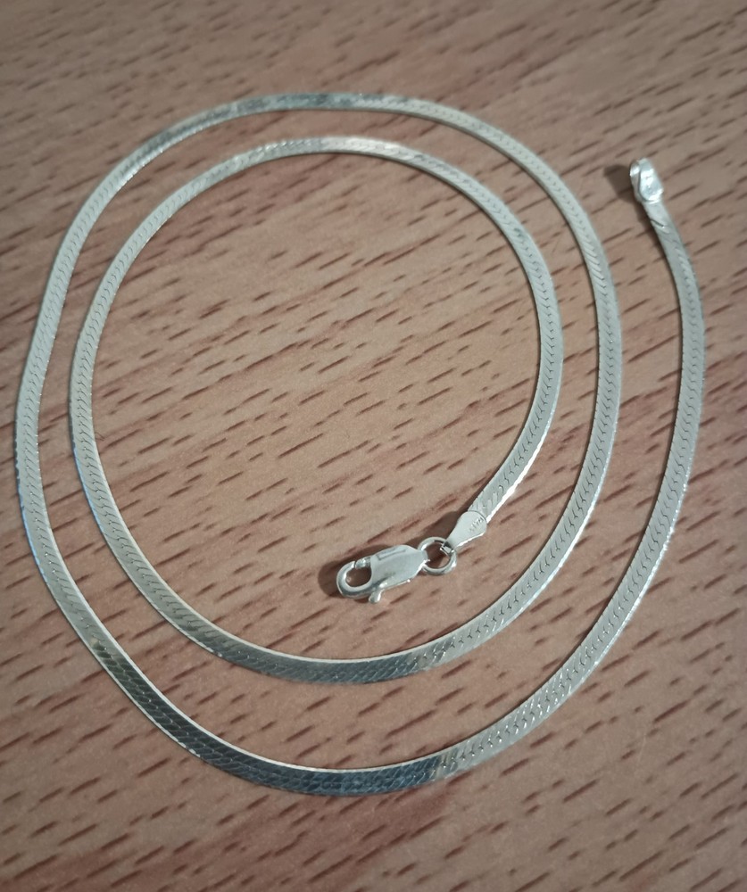 Vtg 925 Italy Sterling Silver 2.5mm Herringbone Chain 20″ Necklace