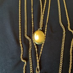 VTG 1960/70’s Goldette 4 Strand Amber Pendant w/Etched Locket Necklace Goldtone