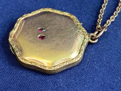Antique Gold Plated Speidel Locket Necklace Jewelry 17.5″ Amethyst Color *READ*