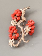 Vintage Signed MARVELLA Coral Grape Cluster Tree Brooch & Earring Set