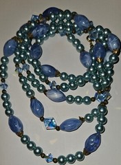 Gorgeous Blue Green 1950s-1960s Mid Century 54″ Necklace. Possibly Japan.