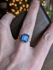 Vintage Art Deco UNCAS Faceted Blue Glass Rhinestone Gold Filled Ring sz 6.25