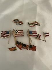 USA Patriotic Jewelry Lot AMERICAN FLAG PINS BROOCHES Rhinestones Red White Blue