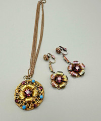 Vintage Purple Jewelry Set 3 Piece Floral Pendant Clip-On Earrings Set Blue Bead