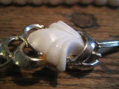 VTG Japan Double Strand Faux Pearl&Slide Clasp NECKLACE&FLEU DE LIS BRACELET