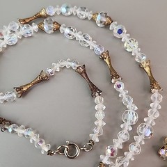 Vintage AB Glass Beaded Tassel Necklace Earrings Set Gold Tone Bar Links 26″
