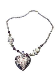 Vtg Artisan Art Glass Heart Pendant Necklace Seed Beads Purple White Silvertone