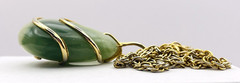 Vintage Faux Jade Gold Tone Pendant Chain Necklace