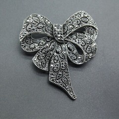 Vintage Black Color Rhinestone Bow Brooches for Women Large Bowknot Brooch Pin