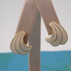 Vintage Cream Enamel Napier Screw Clip Back Gold Tone Earrings
