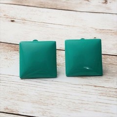 Vintage Clip On Earrings – Green Square Shape – Retro Earrings