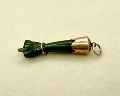 9K Gold Trim & Jade Vintage Mano Figa Hand Good Luck Charm Tiny Etruscan Magic