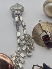 Vintage Jewelry Signed pcs. Matching & non-matching 21pc Lot