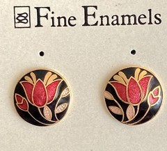 Vintage Fine Enamel Round Stud Earrings Floral Red Black Gold .50in Ladies 5.3g