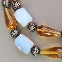 Vintage Glass Beaded Necklace Opalite Brown Teardrop 19″