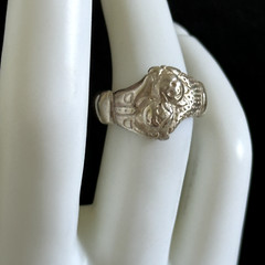 Vintage 925 Sterling Silver Smiling Facing Unique Band Ring Size 6.25