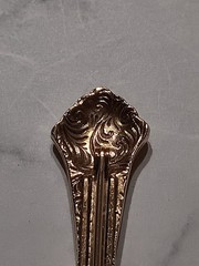 Vintage 1928 Set Of 2 Brooches