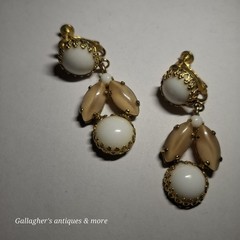 Pair of vintage white DANGLE DROP Clip on earrings maybe Trifari Or Schreiner