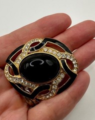 Vintage Trifari Gold Toned Black Enamel Oval Cabochon 2” Brooch Pin 80s-90s