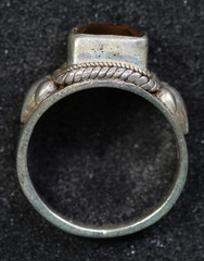 Vintage – Sterling Silver Ring – with Unknown Gemstone
