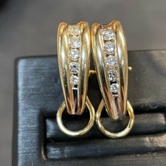 Beautiful 14kt Yellow Gold & .75cttw Diamond Snap Back 20mm Earrings