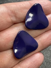 Vintage Dark Purple Wavy Triangular Enameled Metal Earrings