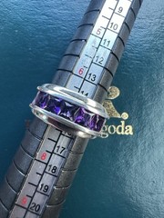 Vintage 1980s 1990s Sterling Silver Purple 5 Stone Cocktail Ring Size 7