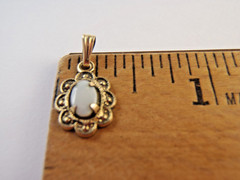 1/20th 12K Gold Filled Opal Pendant 18MM X 9MM VINTAGE