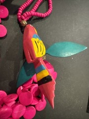 Wood Parrot Fuscia Pink Necklace Fun Vintage 80s Cruise Party Tropics Summer