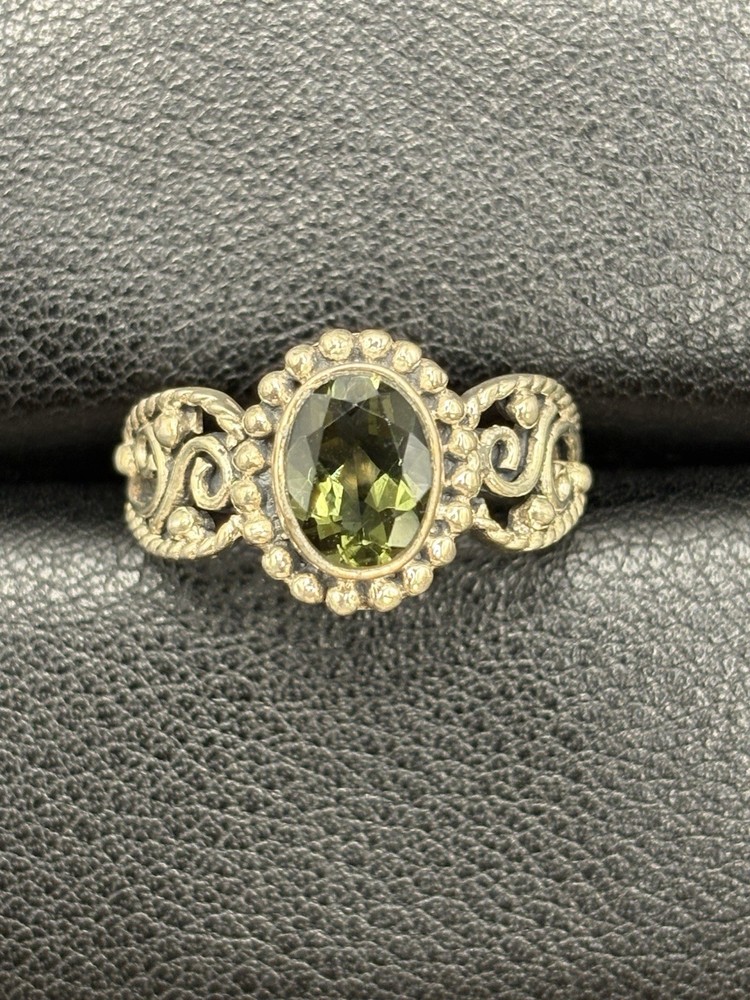 Vintage Sterling Silver Green Quartz Ring Size 8.25 F9