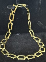 Vintage Unbranded Necklace Distinctive Square Gold Tone Link Design 18 Inches