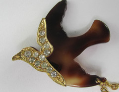 Double Dove Bird Brooch Vintage Rhinestone Pin Tortoise Shell Gold Tone Chains
