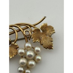 Vintage Krementz Pearl Grapes Leaf Brooch Gold Tone