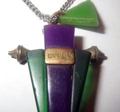 Rare Antique DESIGNER NECKLACE Bakelite MID CENTURY MODERN PURPLE LUCITE