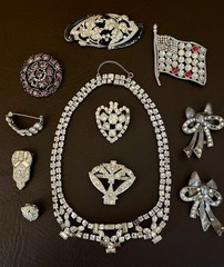 Vintage REPAIR RESTORE Rhinestone Pot Metal Brooch Pin Lot Necklace High End
