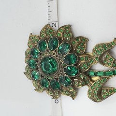 Vintage Pot Metal Dress Clip Flower Gold Tone Green Rhinestones 3″
