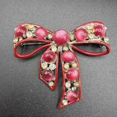 Vintage Coro Pink Moonglow Cabochon Bow Rhinestone Red Enamel Brooch Pin 2.5”