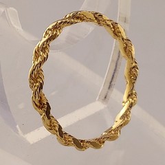 Vintage 14k Fancy Gold Ring. Size 6-1/4. High Polish, Diamond Cut Design.