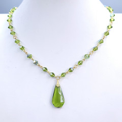 Necklace 18” Green Glass Czech Vintage Beads Women`s Jewelry Art Deco Style