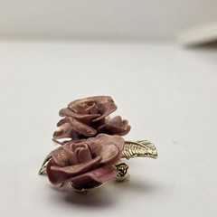 Vntg Gold Dusted Mauve Pink Delicate Rose Clip Earrings And Brooch Gold Tone M10